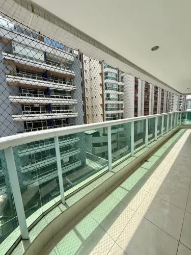Exclusivo Apartamento planta original 3 quartos à venda na Praia da Costa