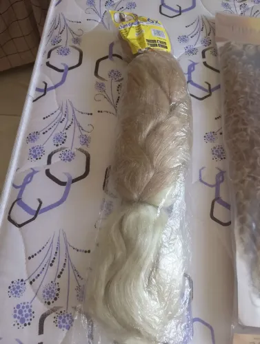 mega hair
