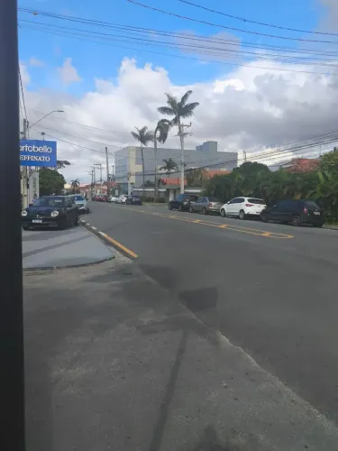 TERRENO DE ESQUINA PARA LOCAÇÃO  CALHAU