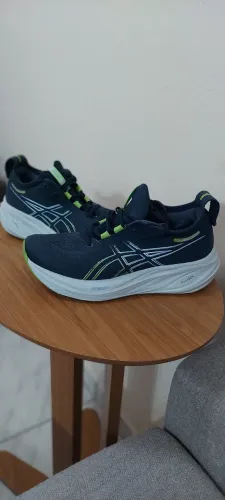 Tenis Nimbus 26 numero 39,5