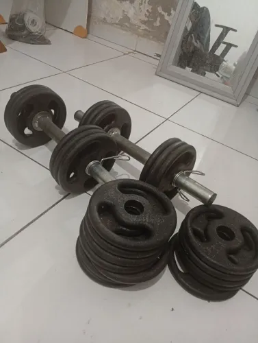 Kit de halteres com 24kg de anilhas (1kg cada anilha)