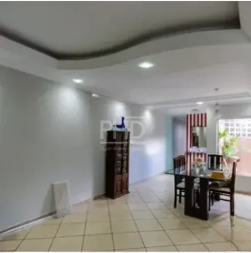 Sobrado à venda, 3 quartos, 3 suítes, 4 vagas, Vila Lucinda - Santo André/SP