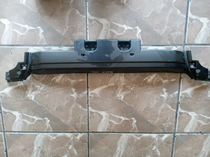 Suporte de placa Mitsubishi Pajero Full 2015