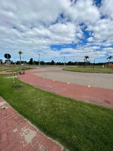 Terreno 344m2 em Santa Catarina