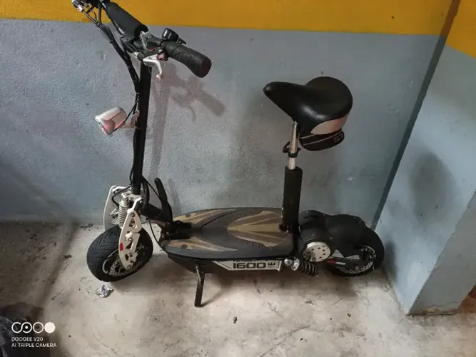 Patinete elétrico two dogs