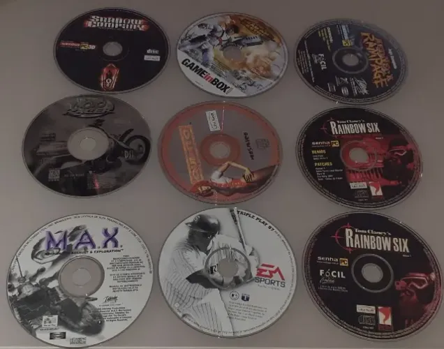 20 cd roms jogos antigos PC e etc