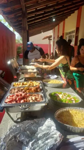 Buffet Completo para Festa - Delicioso e Agradável!