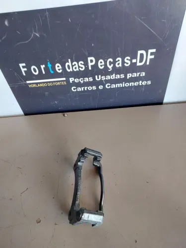 Suporte Cavalete Da Pinça Lado Direito Da Ranger 99/10 4x4