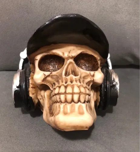 Caveira de resina