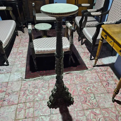 Moveis antigos, pedestal madeira antigos, antiguidades