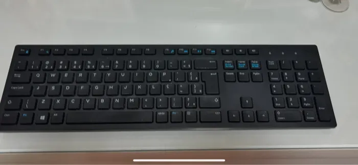 Teclado sem fio Dell (sem o adaptador)