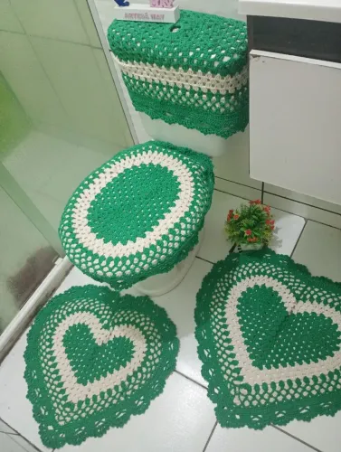 Jogo de banheiro de crochê ?