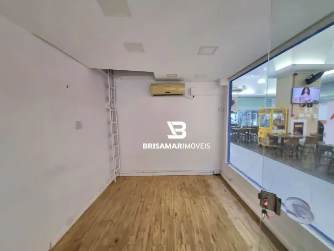 PITANGUEIRAS - LOJA EM SHOPPING COM 02 VAGAS DE GARAGEM.