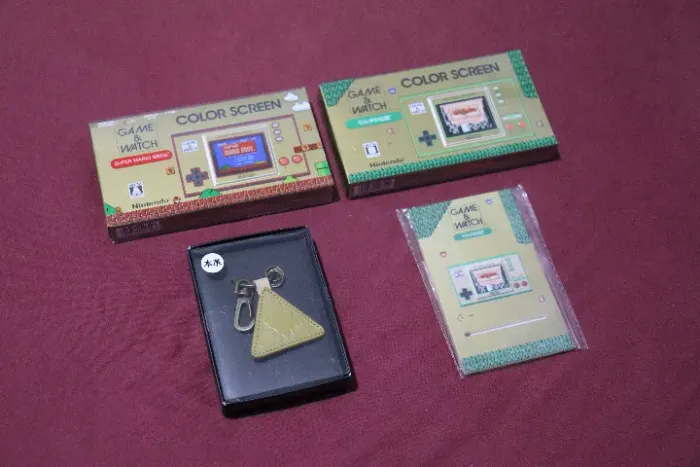 Consoles Game & Watch (japonês) - Edições Super Mario Bros. e The Legend of Zelda