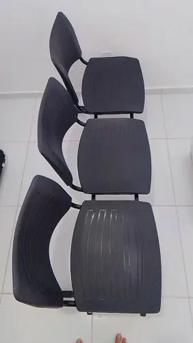 Cadeira de Escritório Ergonômica Preta