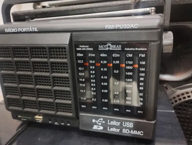 Rádio moto Brás AM e FM e USB
