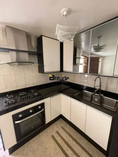 CASA À VENDA EM ITAPEVI JARDIM DONA ELVIRA ÓTIMA LOCALIZAÇÃO