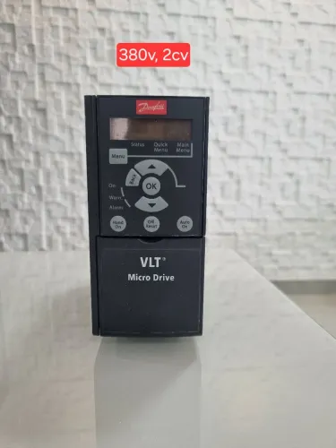 Inversor de frequência Danfoss