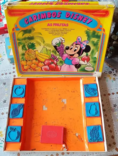 Carimbos infantis Disney Turma da Mônica e Ursinhos Carinhosos itens de colecionador