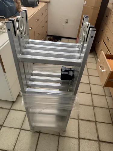 Escada 4x4 