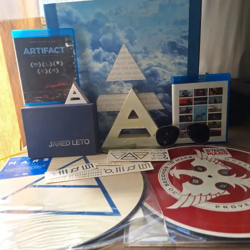 Box vinil autografado love lust faith dreams 30 seconds to mars