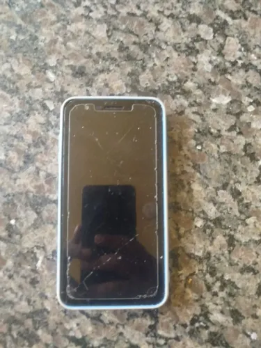 Vendo celular K11 semi novo