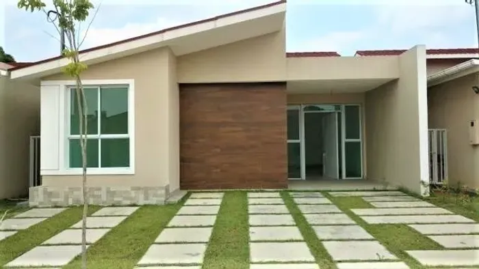 Casa em Condomínio em Flores com 3 suites
