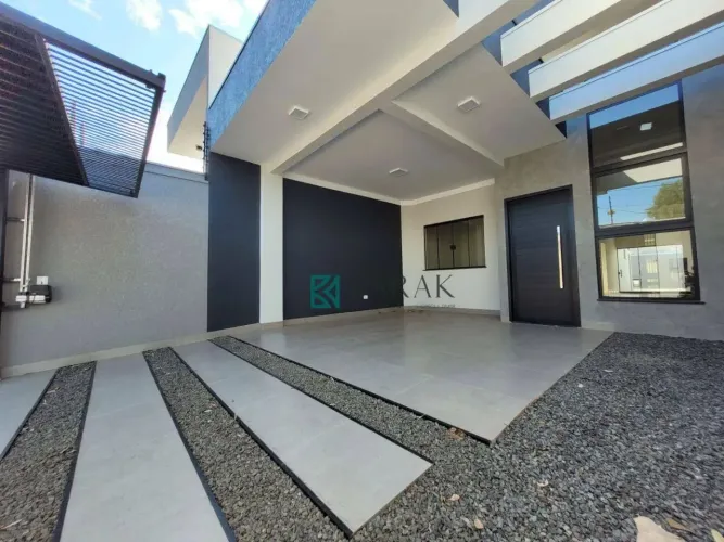 Casa com 3 dormitórios à venda, 112 m² por R$ 680.000,00 - Jardim Pinheiros II - Maringá/P