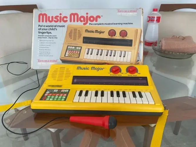 Brinquedo Vintage anos 80 Music Major
