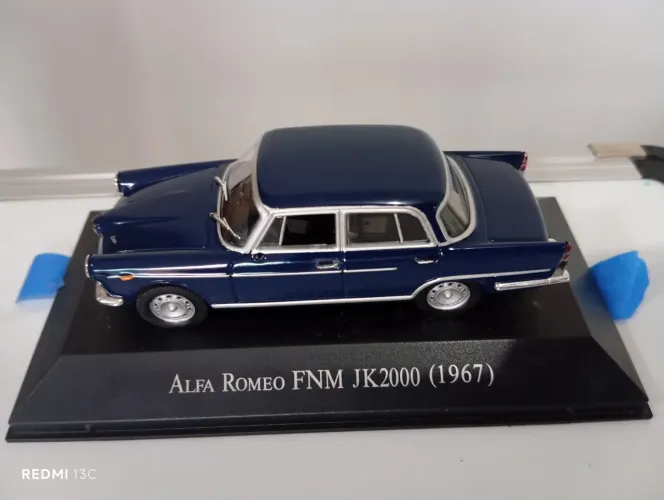 Raridade: Alfa Romeo FNM JK2000 (1967) - escala 1/43