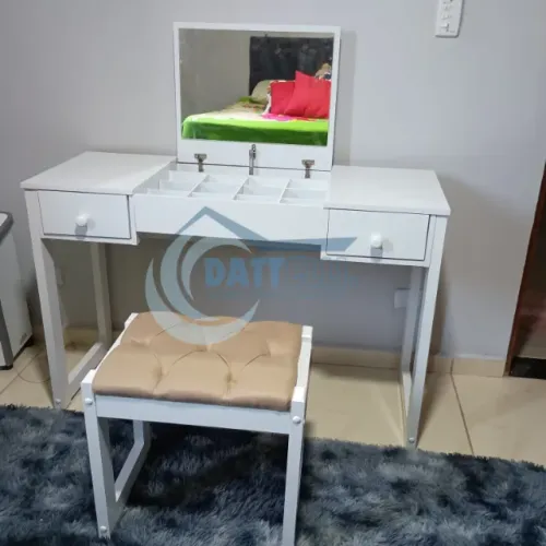 PENTEADEIRA COM BANQUINHO - PRONTA ENTREGA