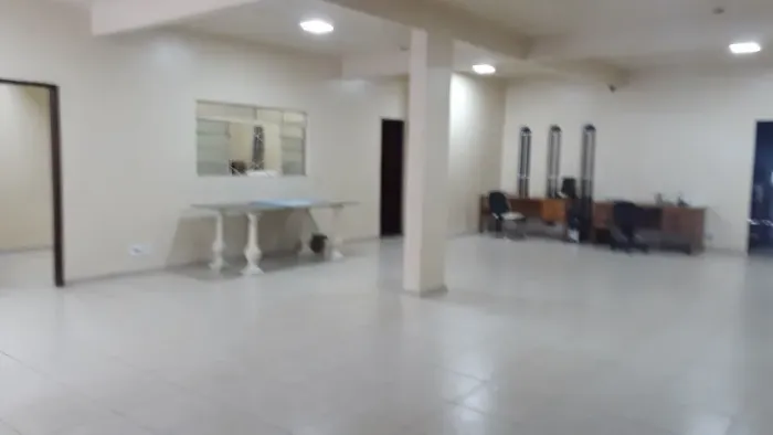 Loja 200m2, melhor quadra do Guará ll , com 2 lojas e 2 apartamentos