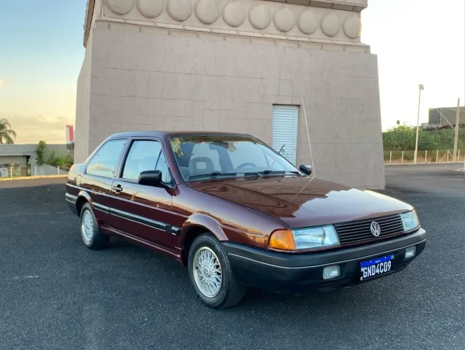 SANTANA GL 2.000 (PLACA PRETA) Único dono 80mil km 