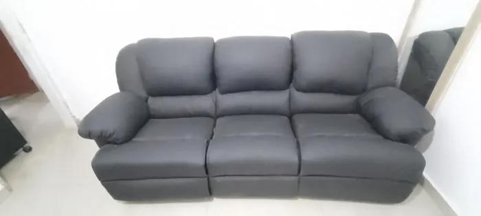 Sofa Retratil 3 Lugares Couro Legítimo