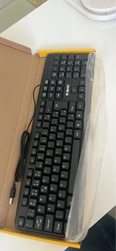 Teclado B-Max Novo na Embalagem