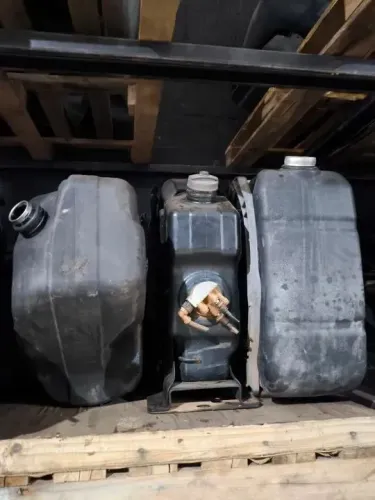 TANQUES DE ARLA PARA CAMINHÃO - VÁRIOS MODELOS