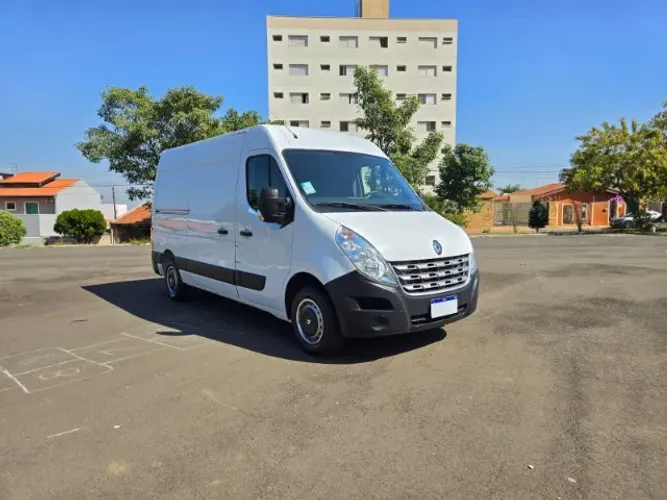 2020 Renault Master L2H2 Furgão Pouco rodado 122.000 km Unico dono Completa
