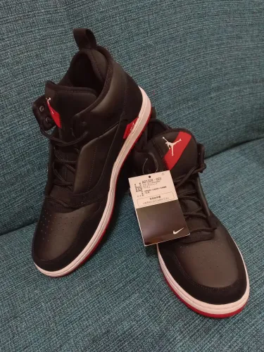 Tênis Jordan Access Original - Novo com Etiqueta (N° 42 BR)