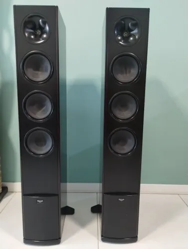 Par de Caixas Torre Klipsch 