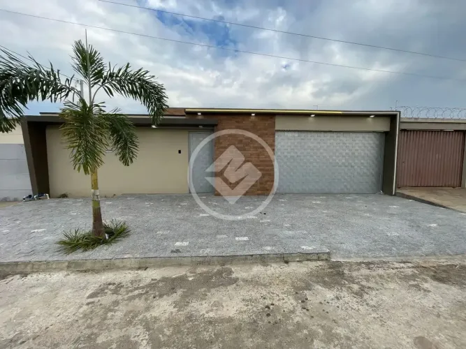 Casa de Alto Padrão à Venda no Jardim Serrano  Caldas Novas/GO  codigo: 156495