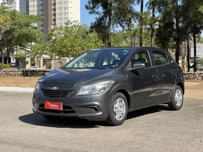 Chevrolet Onix JOY Hatch 1.0 8V Flex Mec. 4P 2018