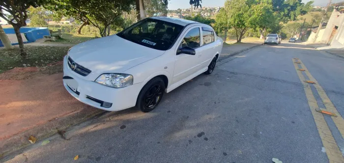 Chevrolet Astra Sed. Advant. 2.0 8V MPFI Flexp. 4P 2011