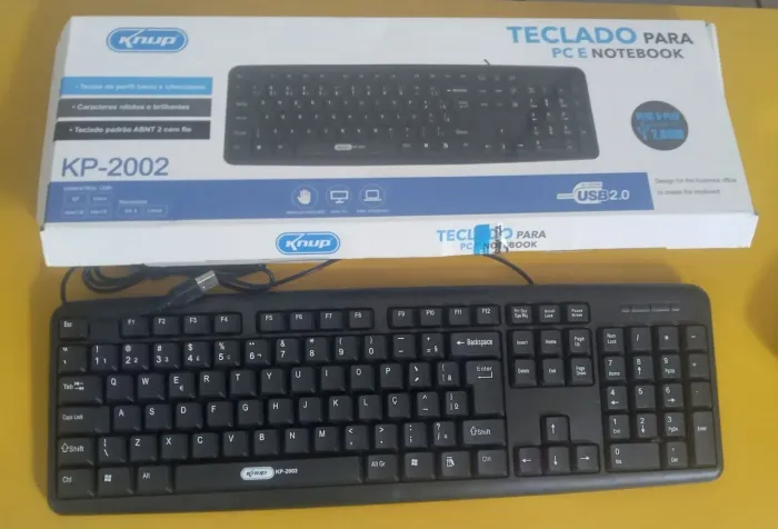 Teclado USB 2.0 Knup KP-2002 | NOVO NA CAIXA | Padrão ABNT 2