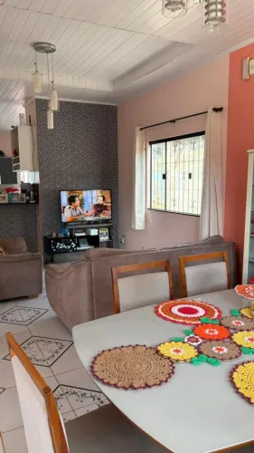 Vende-se Casa no centro de Santana