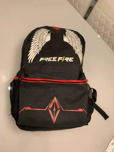 Mochila de Costas Escolar Free Fire Preto Asa - Clio
