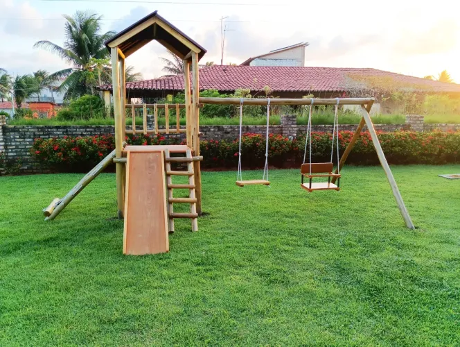 Playground Infantil Completo - Diversão Garantida!
