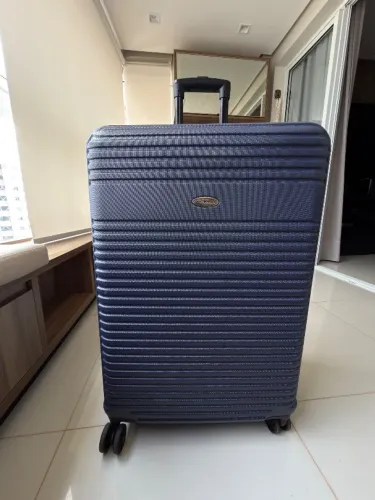 Mala Rígida Grande com 4 Rodas 360°