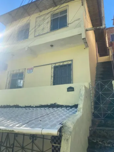 1º Andar + Laje com Total 3 Casas à Venda <br>