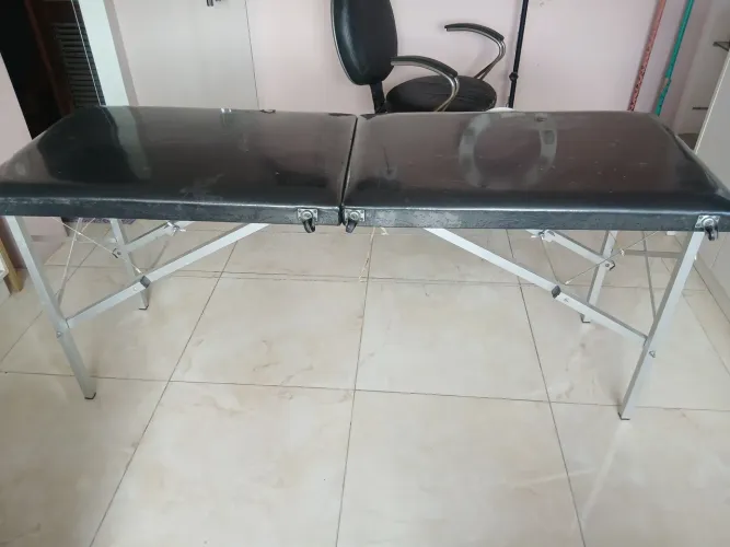 Maca maleta para depilação, cílios e sobrancelhas.