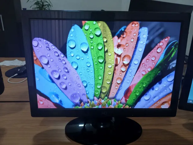 Monitor HQ 15 polegadas